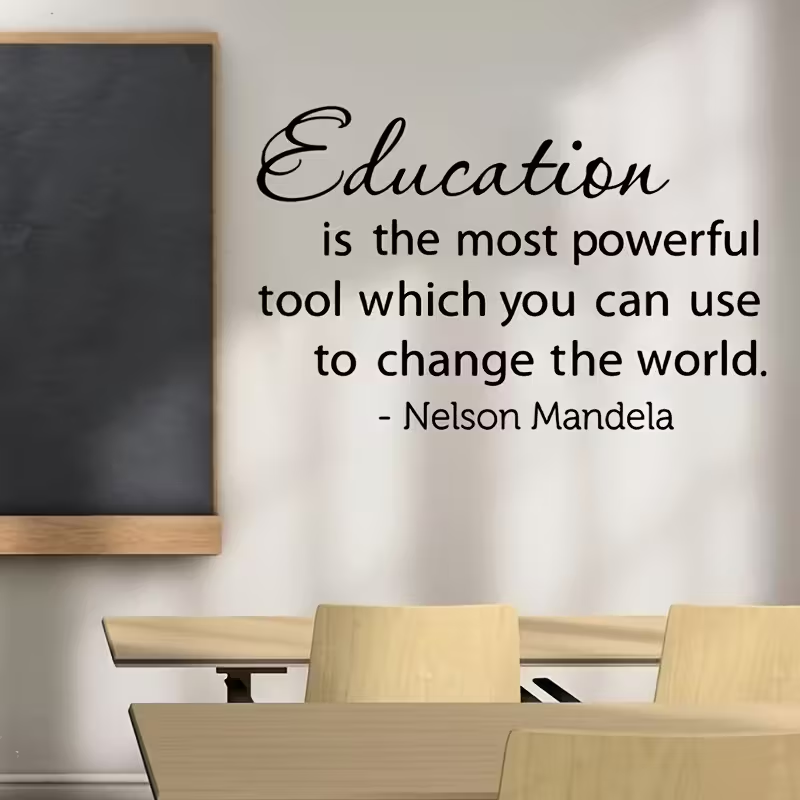 A Wall Sticker Featuring a Fam - огляд і ціна Power Tools Quotes