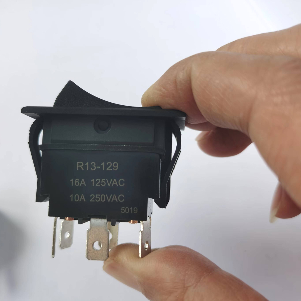 R13-129 4Pin 6Pins 125/250V 16 - огляд і ціна Power Tools In Electrical